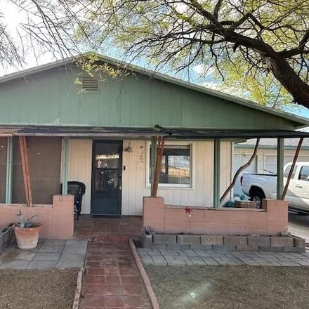 Buy this 3 bed house on 714 South 3rd Street in Avondale, AZ 85323