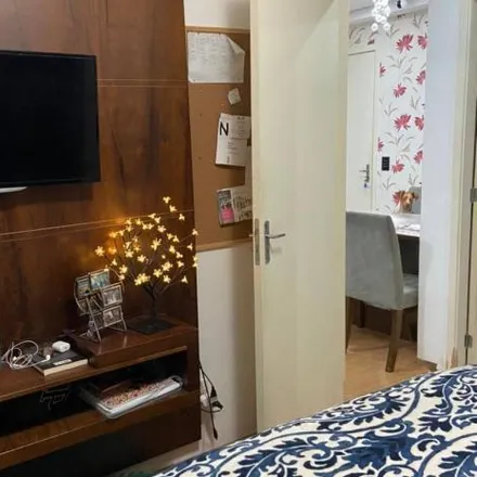 Buy this 2 bed apartment on Rua Maniçoba in Jardim Maria Duarte, São Paulo - SP