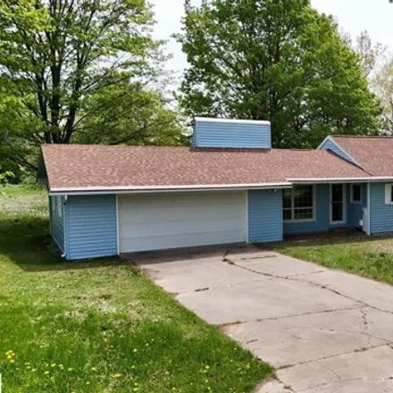 Buy this 2 bed house on 6679 North Long Lake Road in Long Lake Township, MI 49685