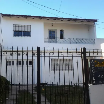 Buy this studio house on Juan Azopardo 2720 in Rafael Calzada, Argentina