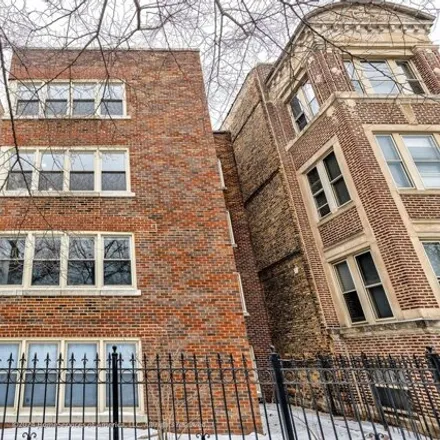 Rent this 3 bed condo on 4938 South Doctor Martin Luther King Junior Drive in Chicago, IL 60653