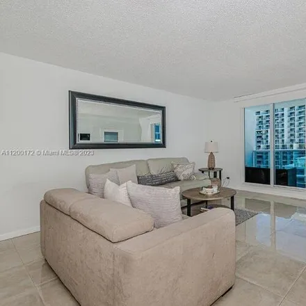 Image 3 - 2301 Collins Avenue, Unit 803 - Condo for rent