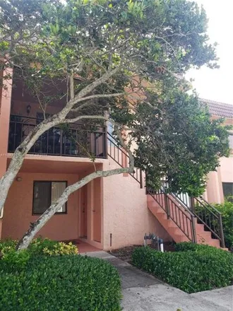 Buy this 2 bed condo on 213 Lakeview Dr Apt 103 in Weston, Florida