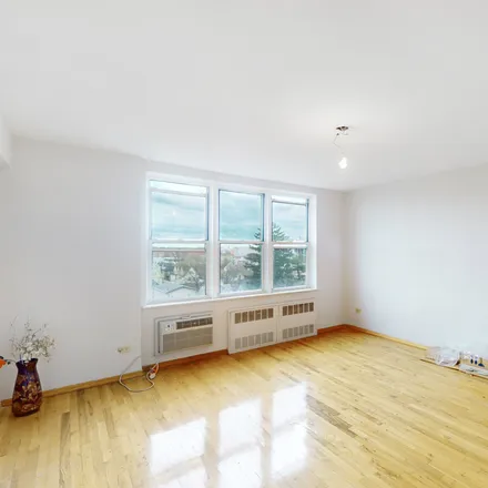 Image 5 - #7L, 1530 East 8th Street, Midwood, Brooklyn, New York - Apartment for sale