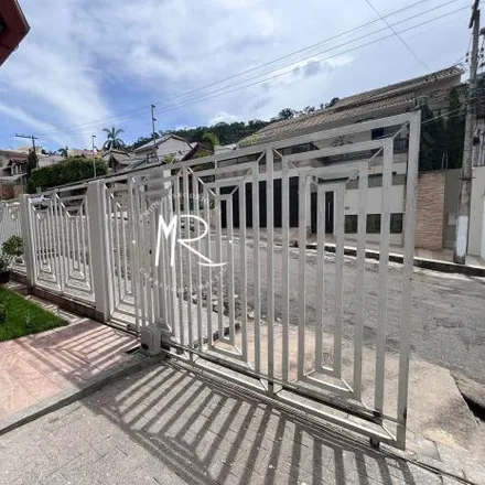 Buy this 3 bed house on Rua Floriano Goncalves Lacerda in Manhuaçu - MG, 36902-030