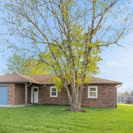 Buy this 3 bed house on 2052 Winchester Drive in Columbia, MO 65202
