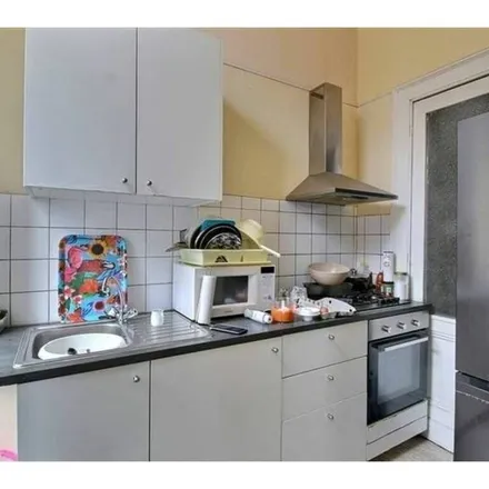 Rent this 1 bed apartment on Rue du Palais 79 in 4800 Verviers, Belgium