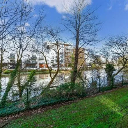Image 3 - unnamed road, Maidstone, ME15 6ZL, United Kingdom - Apartment for sale