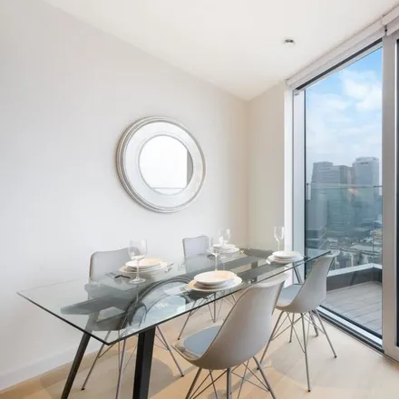 Image 4 - Charrington Tower, 11 Biscayne Avenue, London, E14 9BQ, United Kingdom - Apartment for rent