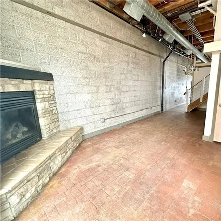 Image 3 - Stage Stop Row Lofts, 1125 21st Street, Denver, CO 80205, USA - House for rent