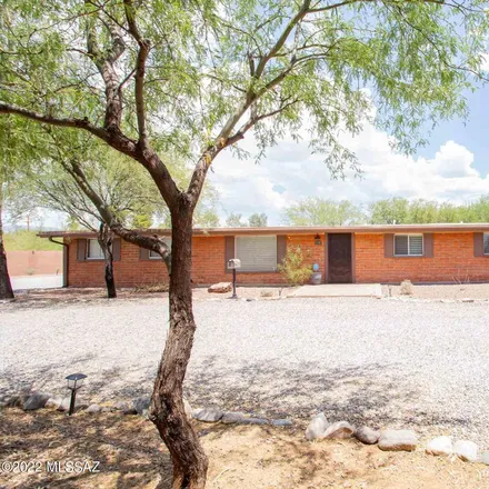 Buy this 5 bed house on 1590 North Pantano Road in Tucson, AZ 85715