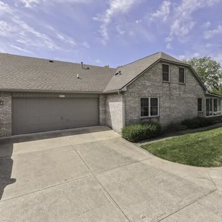 Image 1 - 5812 Quail Chase Drive, Indianapolis, IN 46237, USA - Condo for sale