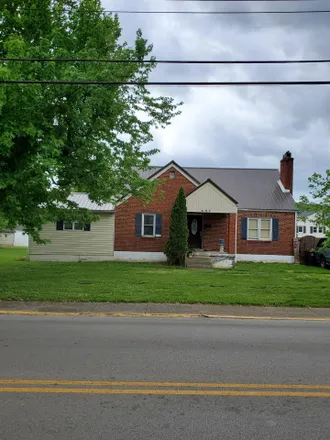 Buy this 3 bed house on 602 Bourne Avenue in Somerset, KY 42501