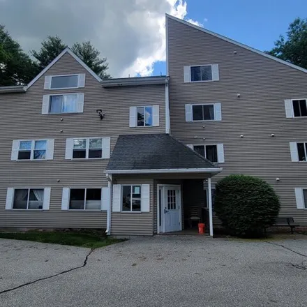 Buy this 2 bed house on 87 Perry Street in Putnam, CT 06260