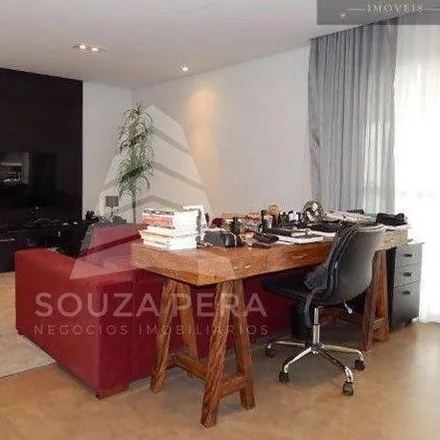 Rent this 2 bed apartment on Rua Luis Góis 16 in Chácara Inglesa, São Paulo - SP
