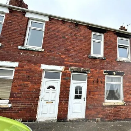 Buy this 3 bed townhouse on unnamed road in Easington Colliery, SR8 3QW