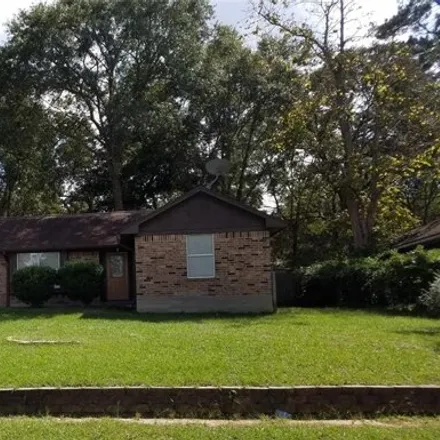 Rent this 3 bed house on 116 North Forest Drive in Willis, TX 77378