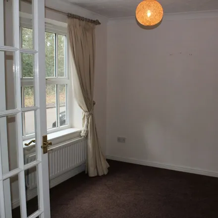 Rent this 3 bed apartment on Round Close in Dickens Heath, B90 1SN