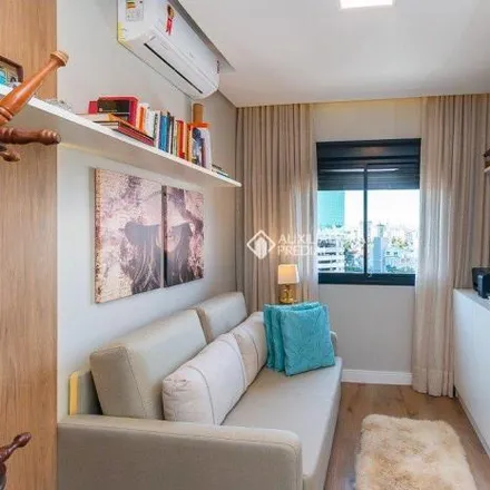 Buy this 2 bed apartment on Sombra Team MMA in Rua Professor Freitas e Castro, Azenha
