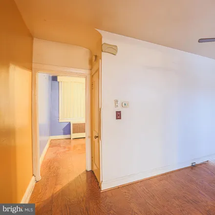 Image 5 - 3139 Kenyon Avenue, Baltimore, MD 21213, USA - Townhouse for sale