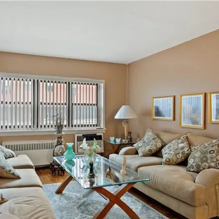 Buy this studio apartment on 1910 Pelham Parkway South in New York, NY 10461