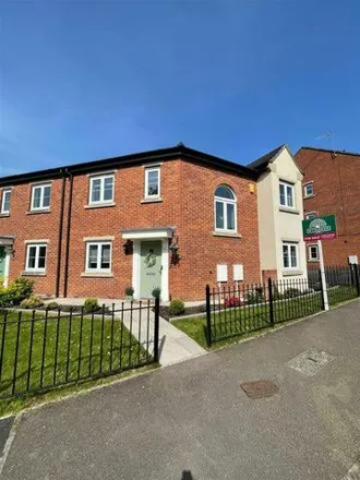 Buy this 3 bed duplex on Southdown Close in Doe Lea, S44 5NW