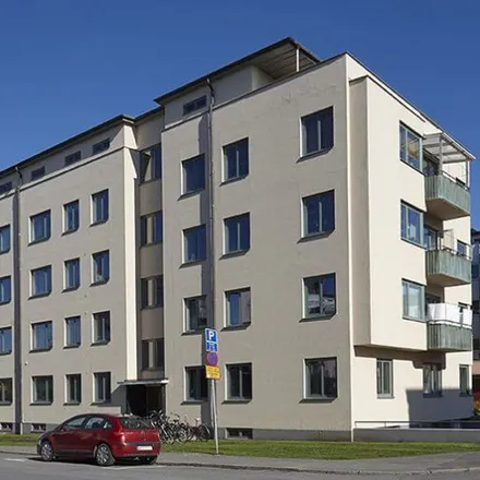 Rent this 3 bed apartment on Kvarngatan 10b in 291 54 Kristianstad, Sweden