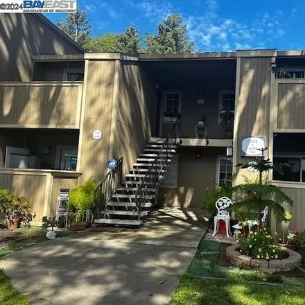 Buy this studio condo on 3428 Foxtail Terrace in Fremont, CA 94536