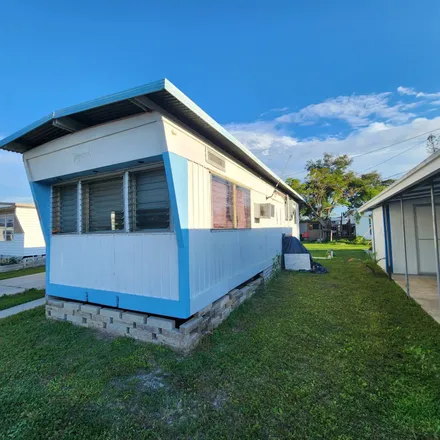 Buy this 1 bed house on 4600 24th Street North in Saint Petersburg, FL 33714