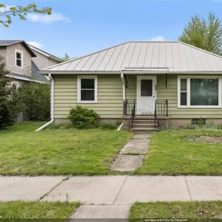 Buy this 2 bed house on 323 West 11th Street in Fond du Lac, WI 54935