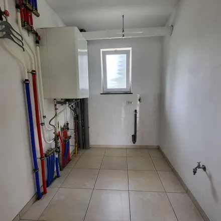 Rent this 3 bed apartment on Poekedorpstraat 28 in 9880 Aalter, Belgium