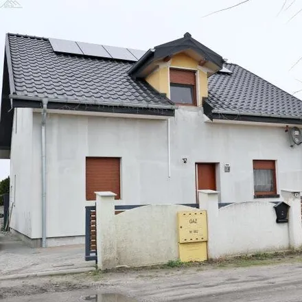 Buy this 5 bed house on Lipowa 23 in 64-000 Katarzynin, Poland