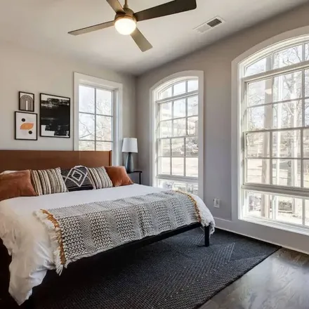 Rent this 8 bed house on Nashville-Davidson