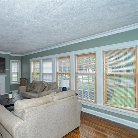 Image 3 - 18529 Winslow Road, Shaker Heights, OH 44122, USA - Duplex for sale