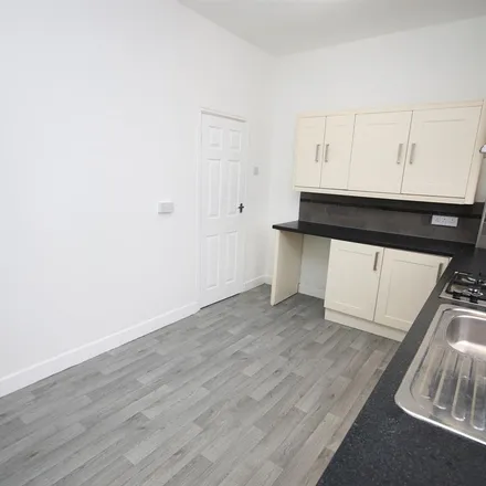 Image 9 - Castle Hill Chippy, Close Street, Hindley, WN2 4DF, United Kingdom - Apartment for rent
