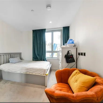 Image 2 - Garrett Mensions, Edgware Road, London, W2 1BY, United Kingdom - Apartment for rent