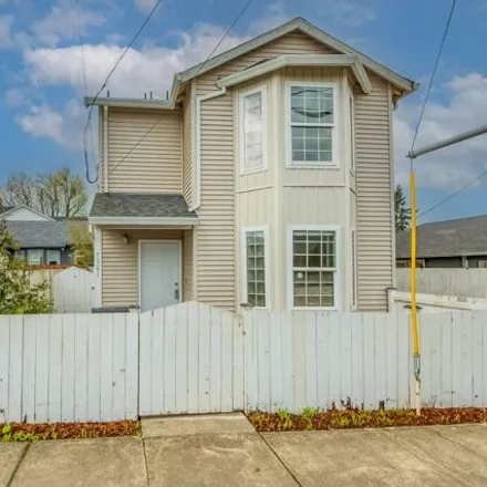 Buy this 3 bed house on 7321 Southeast 52nd Avenue in Portland, OR 97206