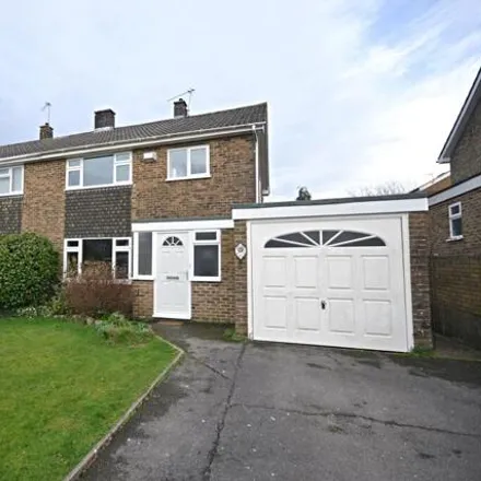 Rent this 3 bed duplex on 11 Furnace Farm Road in Furnace Green, RH10 6PZ