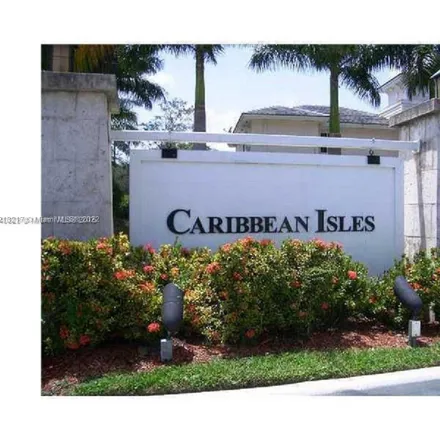 Buy this 3 bed condo on 2711 Northeast 4th Street in Homestead, FL 33033