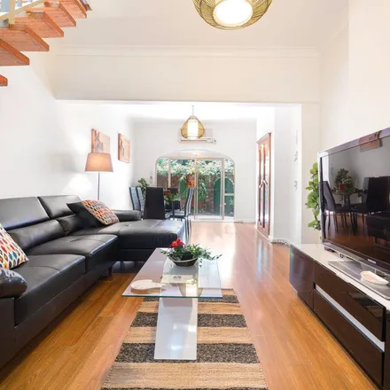 Rent this 3 bed apartment on Colbourne Avenue in Glebe NSW 2037, Australia