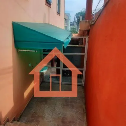 Rent this 2 bed apartment on Rua General Câmara in Vila Humaitá, Santo André - SP