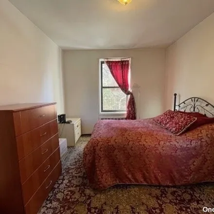 Image 7 - 102-30 Queens Boulevard, New York, NY 11375, USA - Apartment for sale