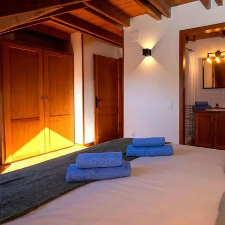 Rent this 3 bed apartment on Taüll in Carrer dels Aiguals, 25528 la Vall de Boí