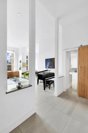 Image 5 - 123 East 86th Street, New York, NY 10028, USA - Condo for sale