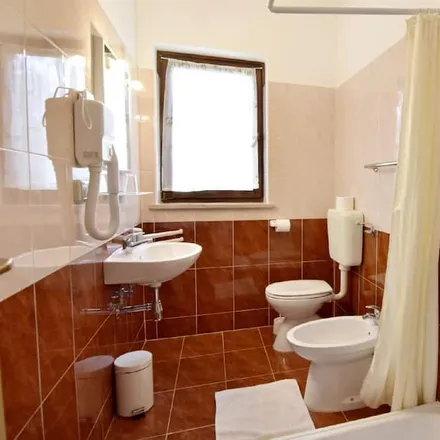 Image 2 - Valica - Valiza, Istria County, Croatia - Apartment for rent