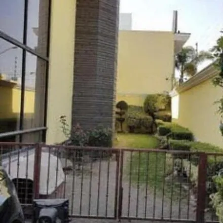 Buy this 4 bed house on Avenida 51 Poniente in 72176 Puebla City, PUE