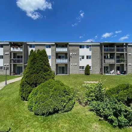 Rent this 2 bed apartment on Rue Bussière in Granby, QC J2G 8A1