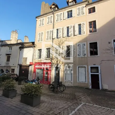 Rent this 2 bed apartment on 1 Place de l'Obélisque in 71100 Chalon-sur-Saône, France