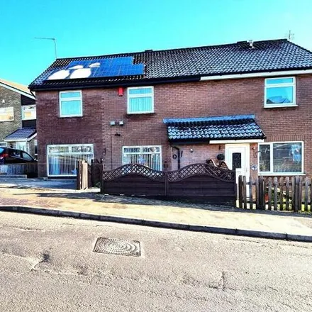 Buy this 3 bed duplex on Lydstep Road in Barry, CF62 9EB