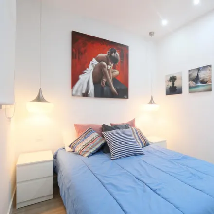 Rent this studio apartment on Madrid in Avenida de la Reina Victoria, 3